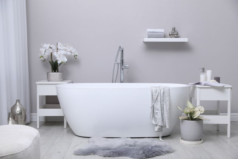 Minimalist Freestanding Bathtub